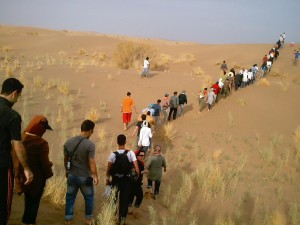 گردشگران در کویر